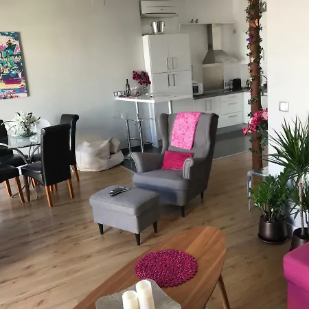 Pink Apartment *