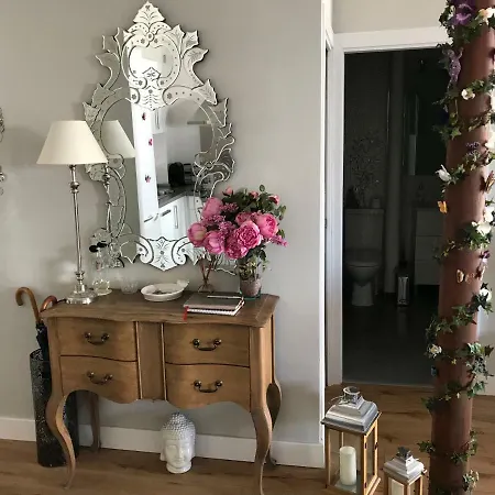 Apartment Pink *